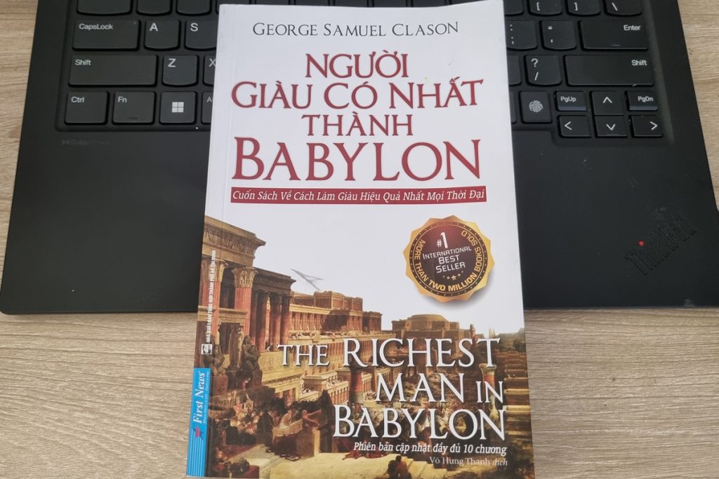 Sách người giàu có nhất thành Babylon. First news 2022.